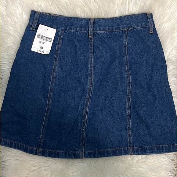 β’ Forever 21 Denim Blue Skirt New With Tags - Picture 9 of 11